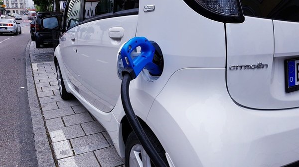 En Charge, spécialiste de l'installation de bornes de recharge